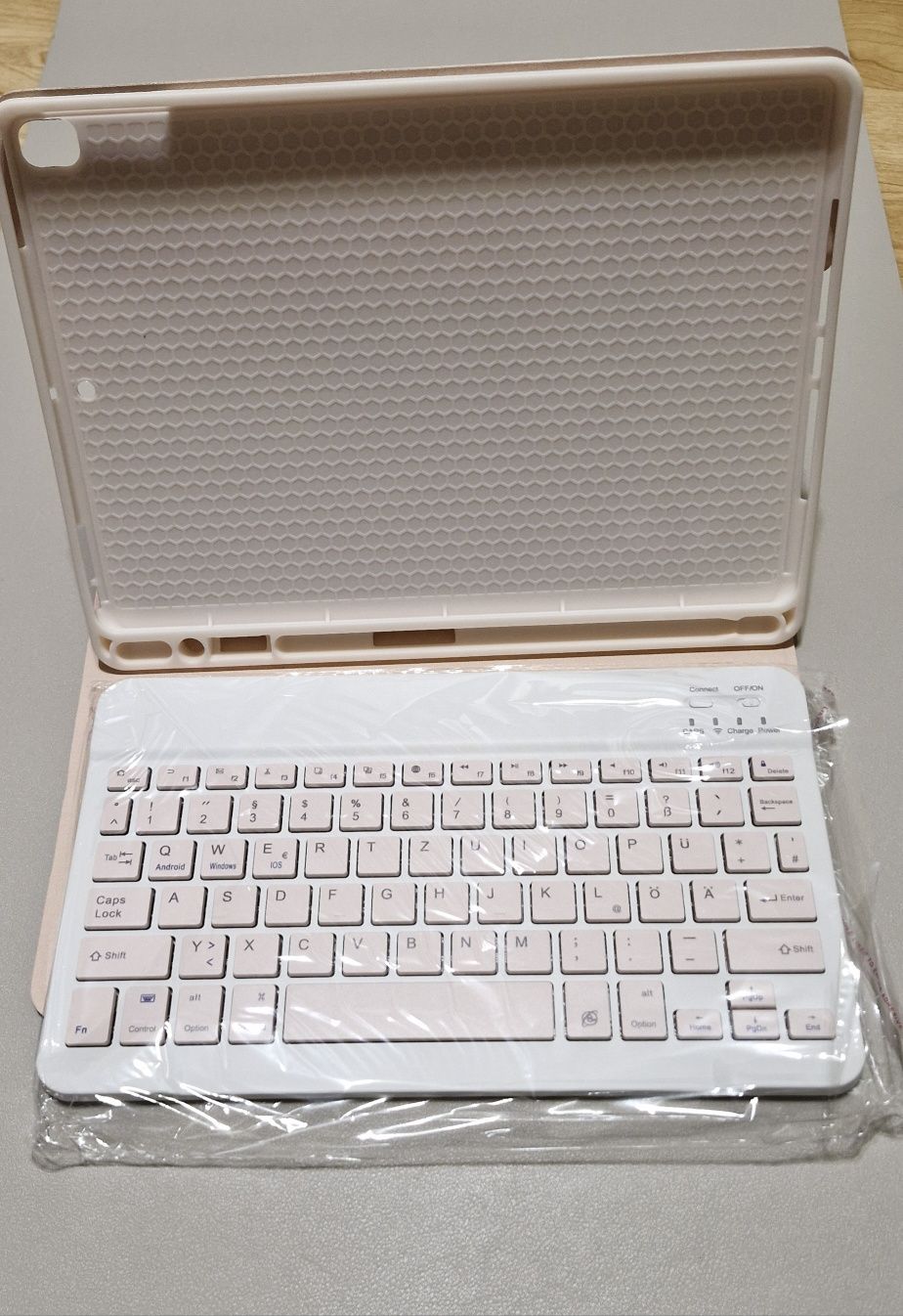 Чохол з bluetooth клавіатурою для iPad a samsung