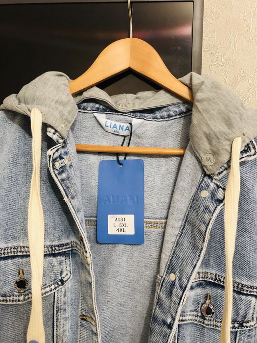 Джинсовий піджак, жіночий