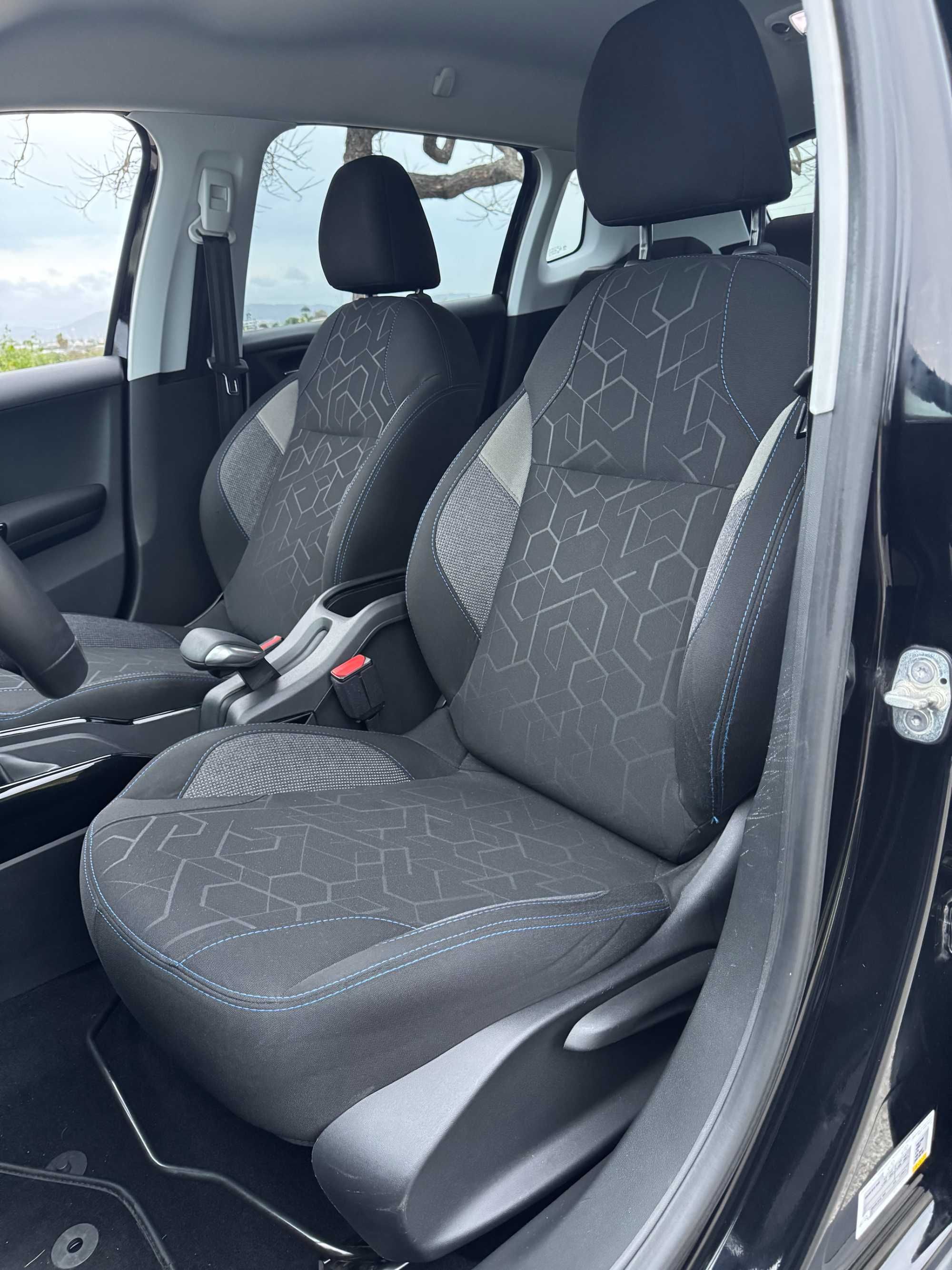 Peugeot 2008 1.2 PureTech Signature
