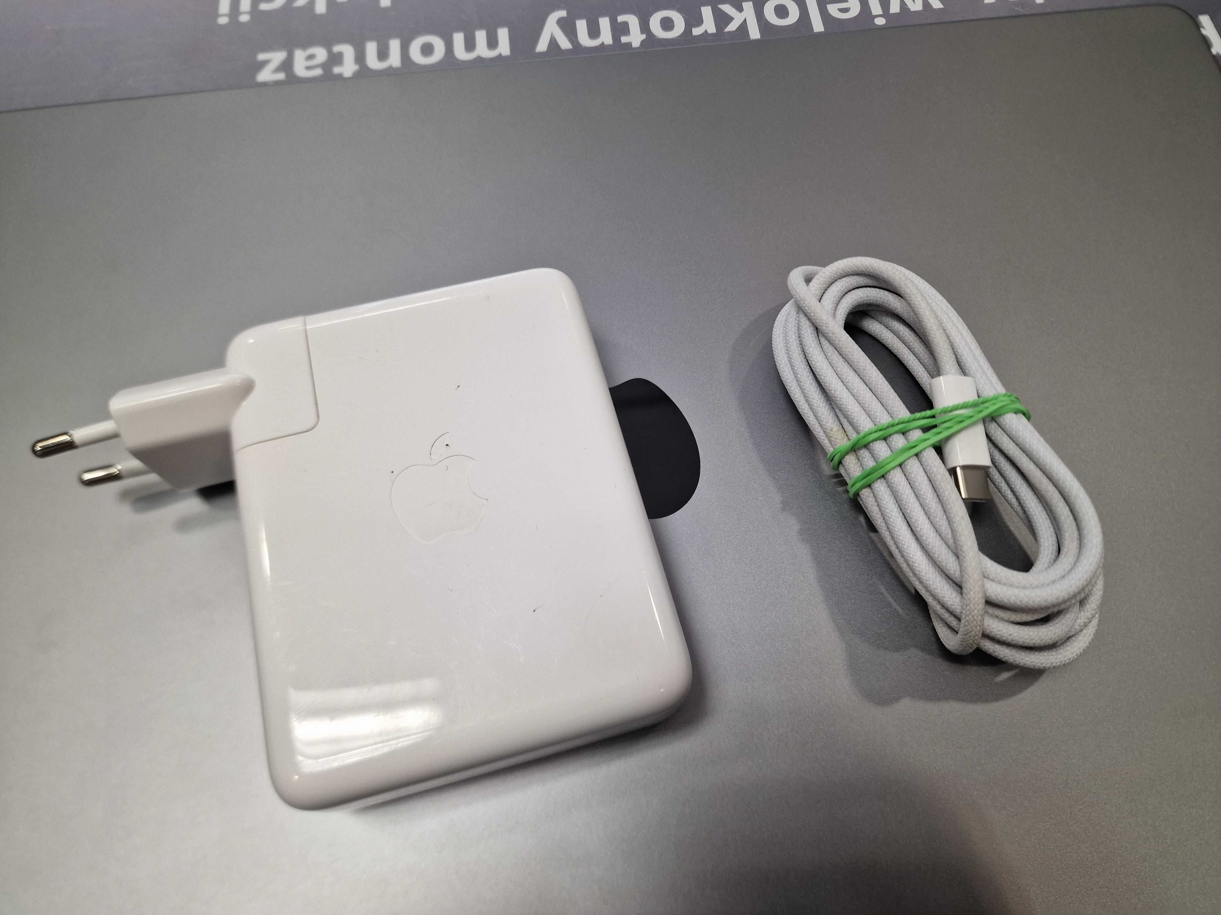 Macbook PRO 16 2021/ M1 PRO/ 16GB/ 500GB/ 9 cykli/ Grade A/ 3456x2234