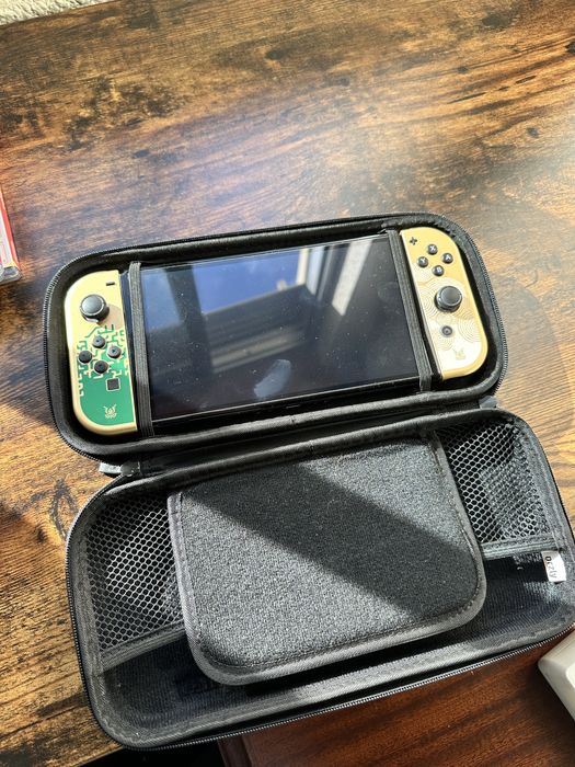Nintendo switch- zelda edition oled