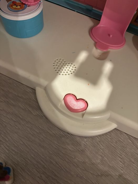 Gabby’s Dollhouse – Casa + Muitas Figuras – Como Nova!