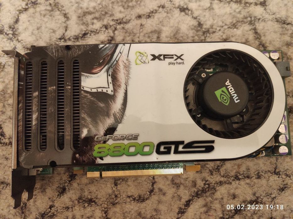 Видео карта xfx GeFORCE 8800 gts
