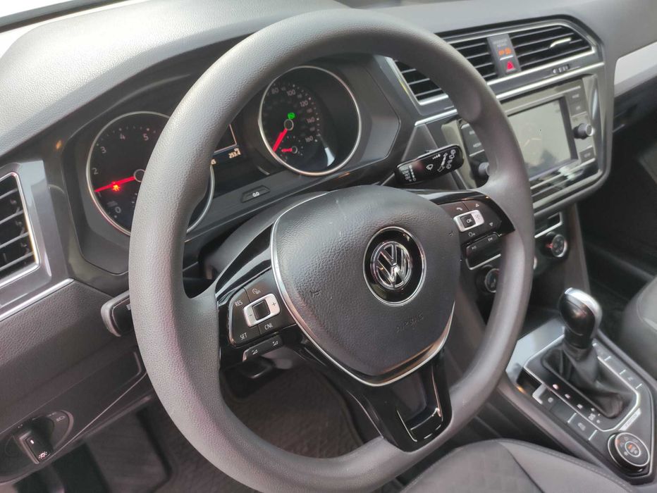 Volkswagen Tiguan,  2017