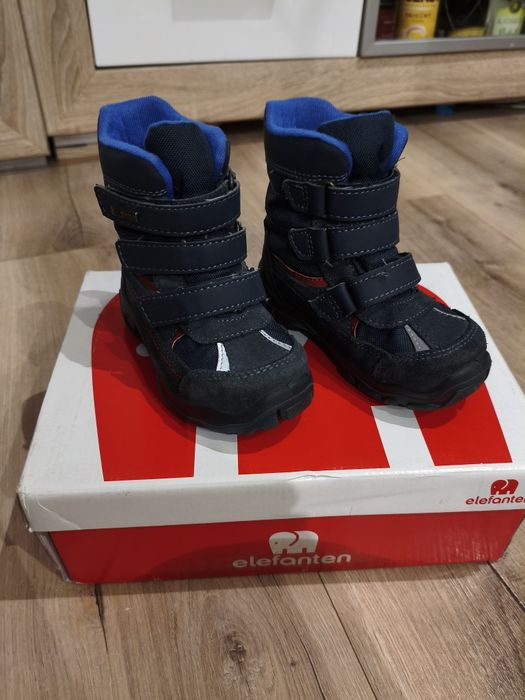 Buty zimowe chłopiece 22