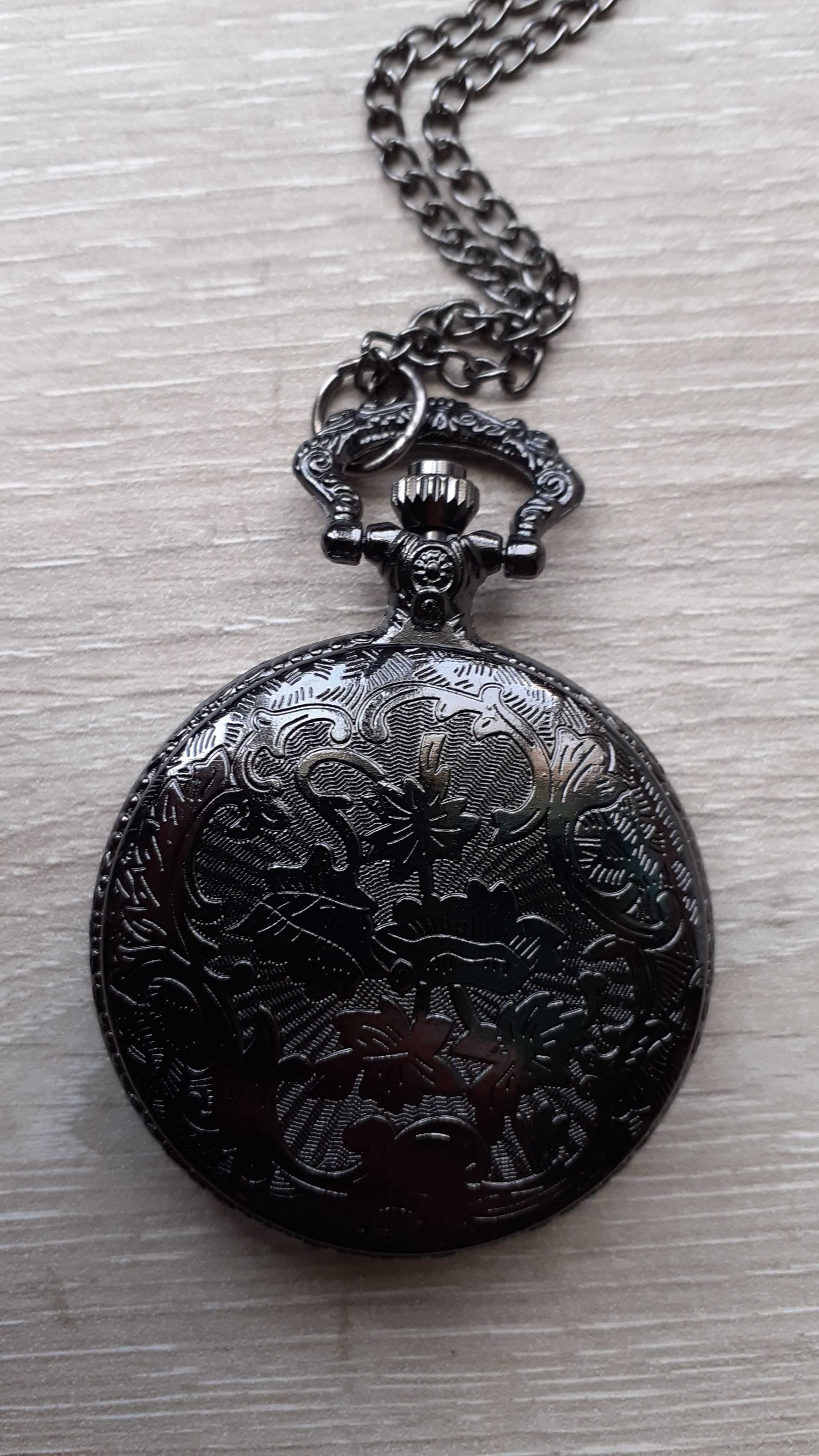 Relógio de bolso com corrente preto Nightmare Before Christmas NOVO