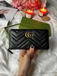 Жіночий шкіряний гаманець Gucci Marmont Zipped Long Wallet Black