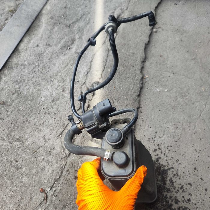 Audi TT 8N 1.8T Filtr Węglowy