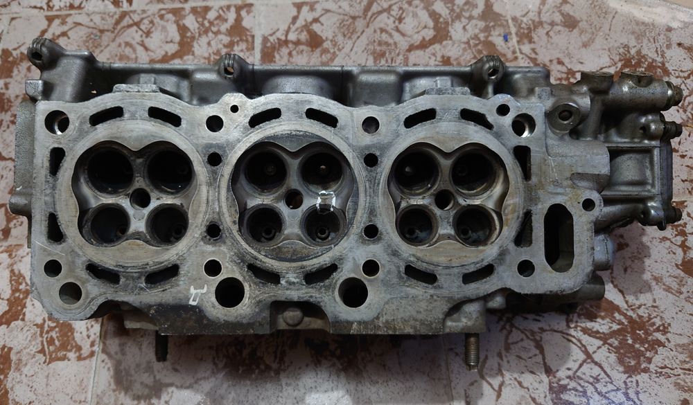 ГБЦ Lexus RX300 (1) права (задня)