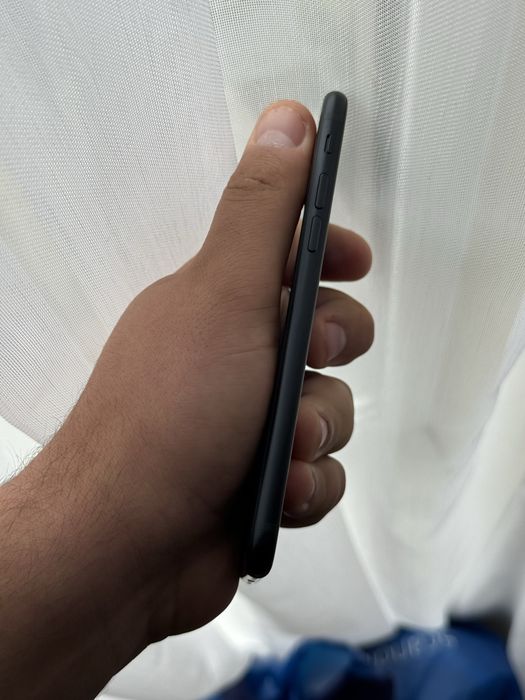 Iphone se 3 , 64 gb , neverlock , 98% акб , Айфон се 2022 , Айфон се 3