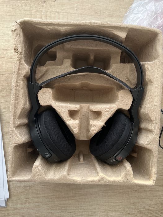 Навушники Sony MDR-RF811RK