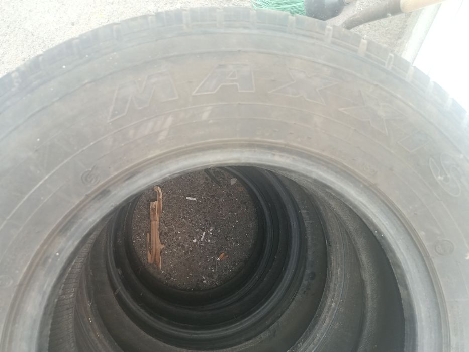 Резина б/у Maxxis vansmart mcv3+ 215/75/R16 C