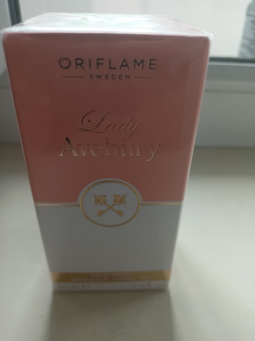 Lady avebury oriflame