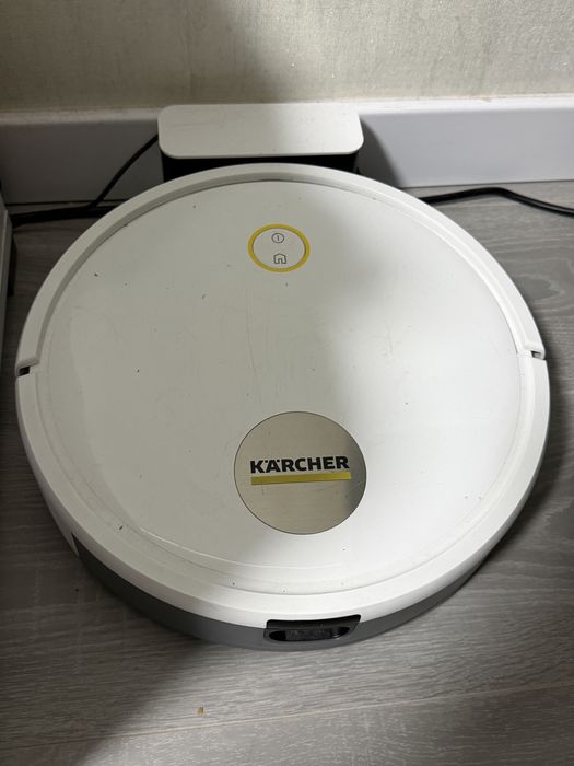 Робот пылесос karcher