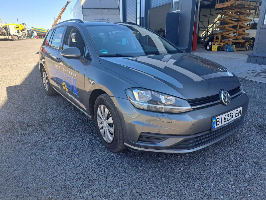 Продаж автомобіля VOLKSWAGEN GOLF 2017 р.в.