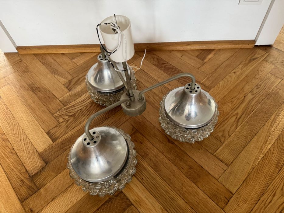 Żyrandol trzyramienny PRL