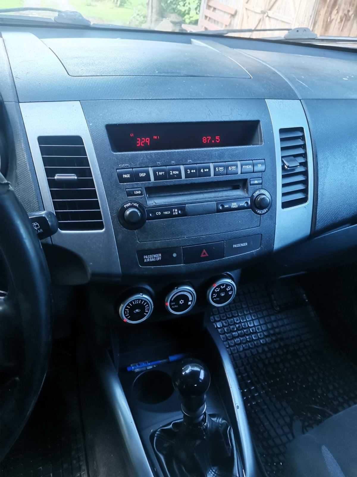 Mitsubishi outlander
