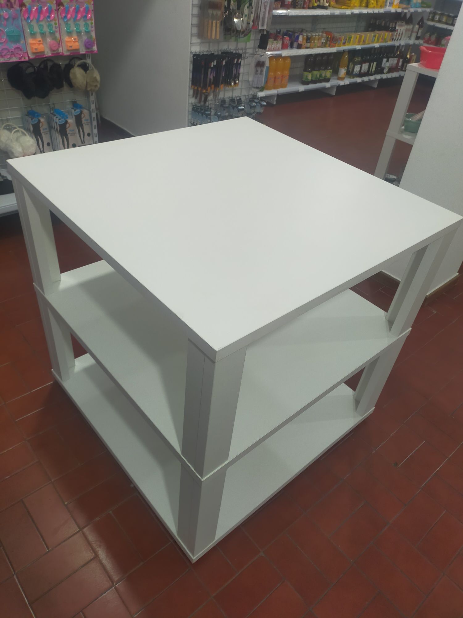 Mesa branca 90x90 cm