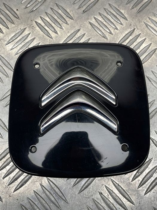 Citroen C3 Dekielek OSŁONA Znaczek