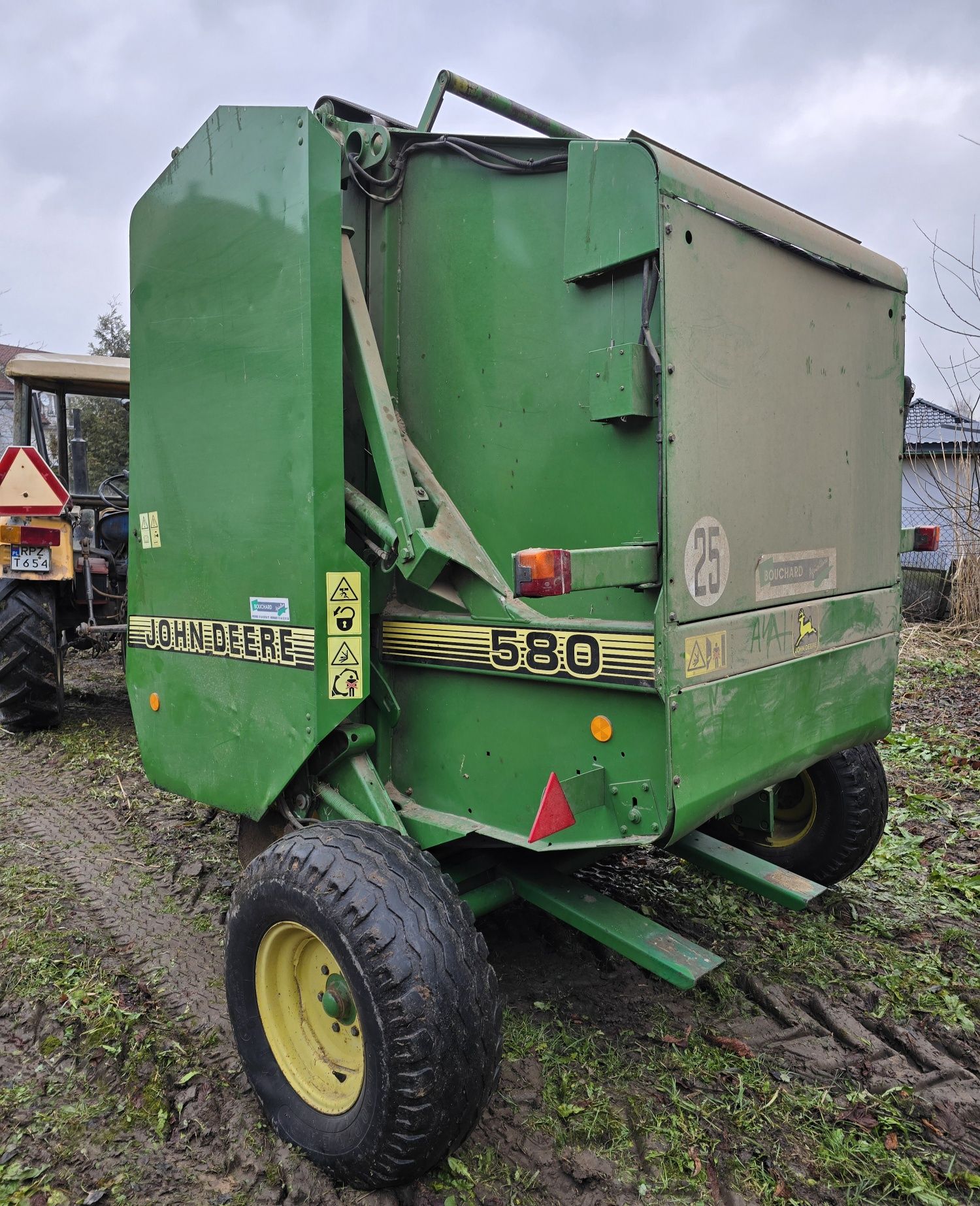 Prasa rolująca John Deere 580