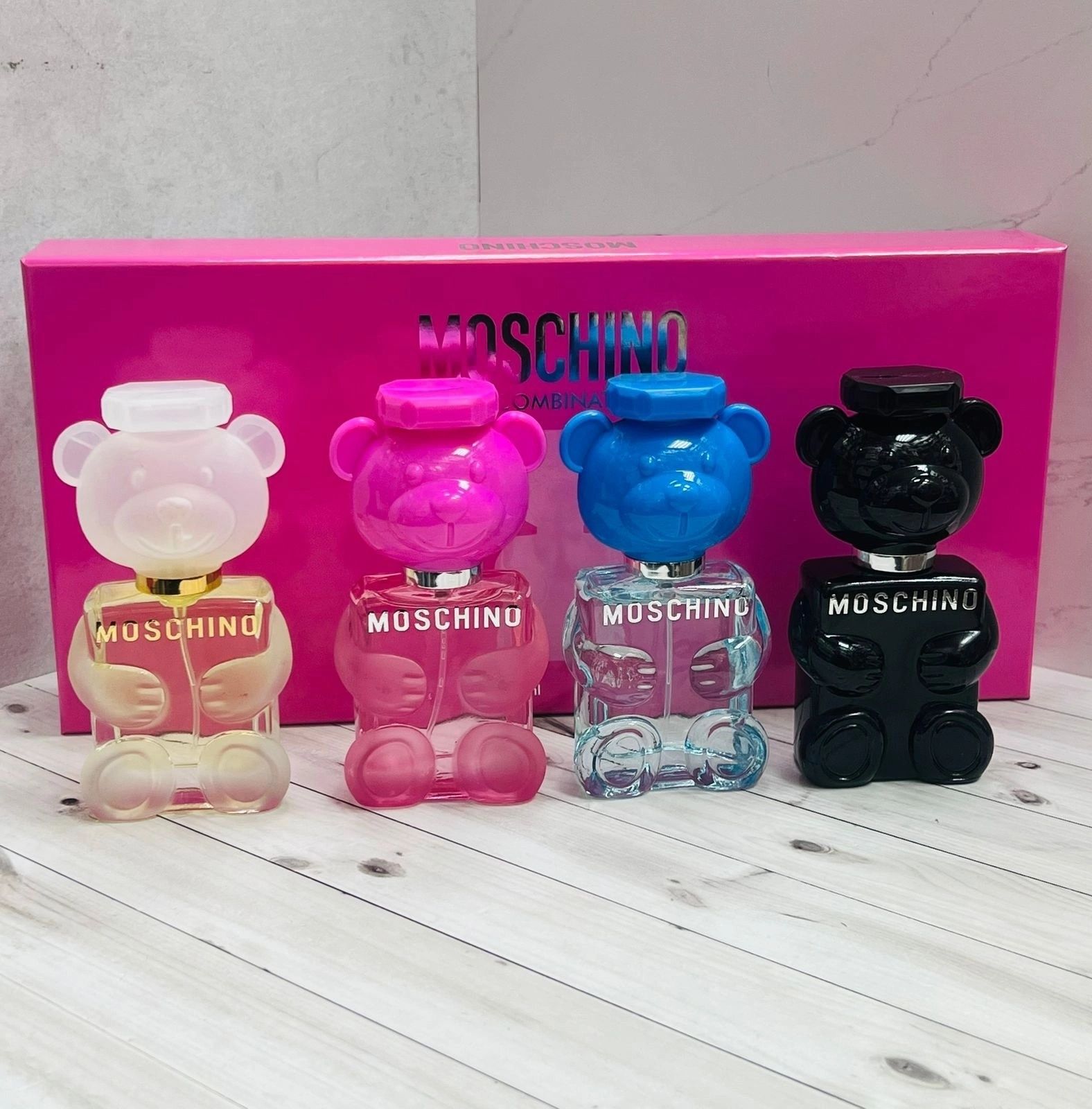MOSCHINO Набір парфумів