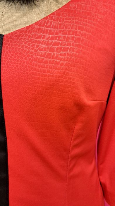 Sukienka czerwona rozm.42