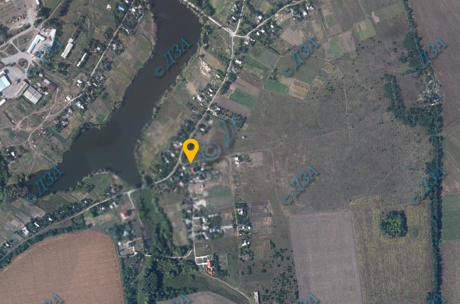 Продам участок 50 соток в Васильевке.