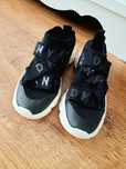 Buty sportowe sneakersy skarpetkowe DKNY 37