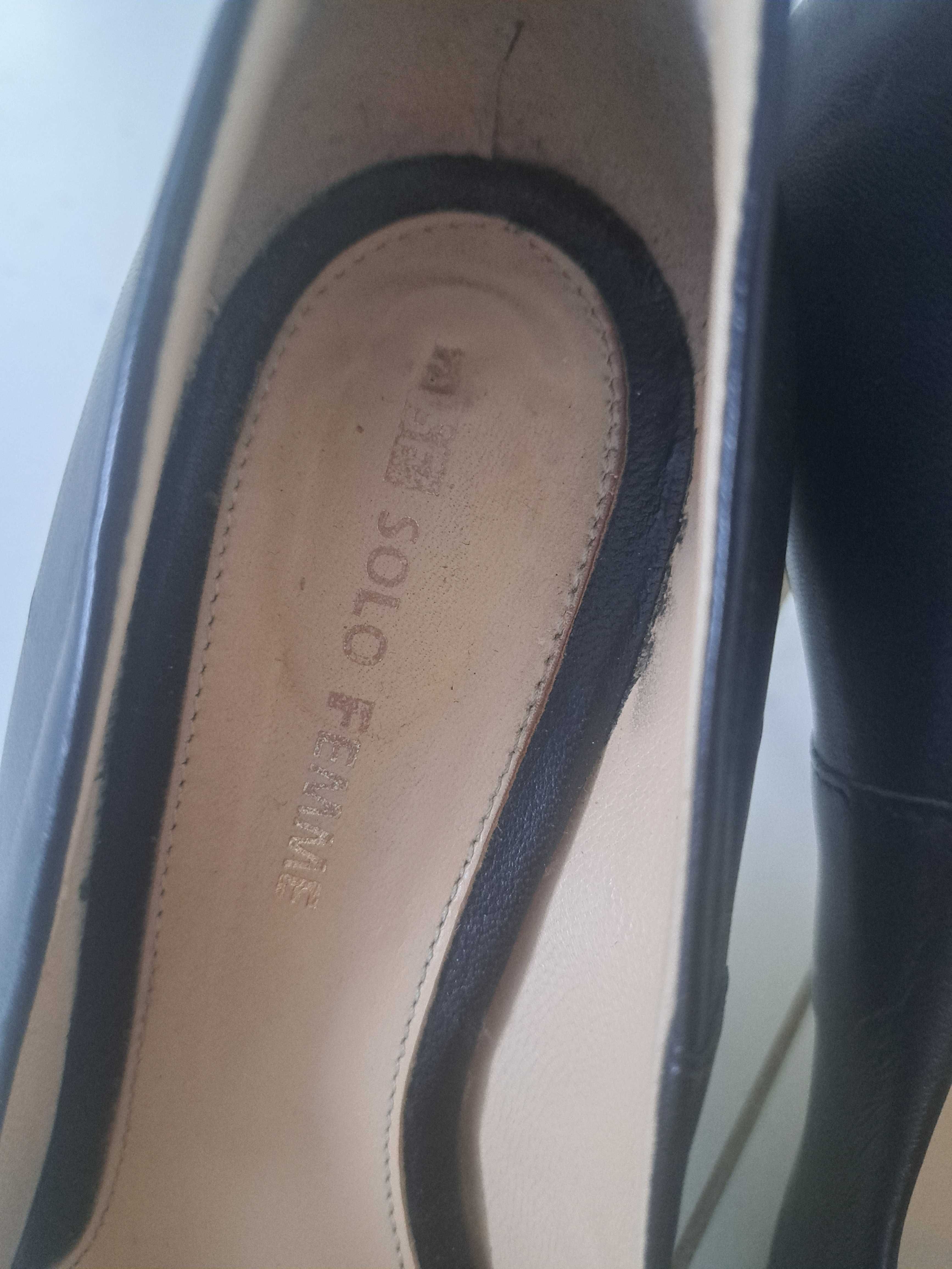 Szpilki czarne Solo Femme