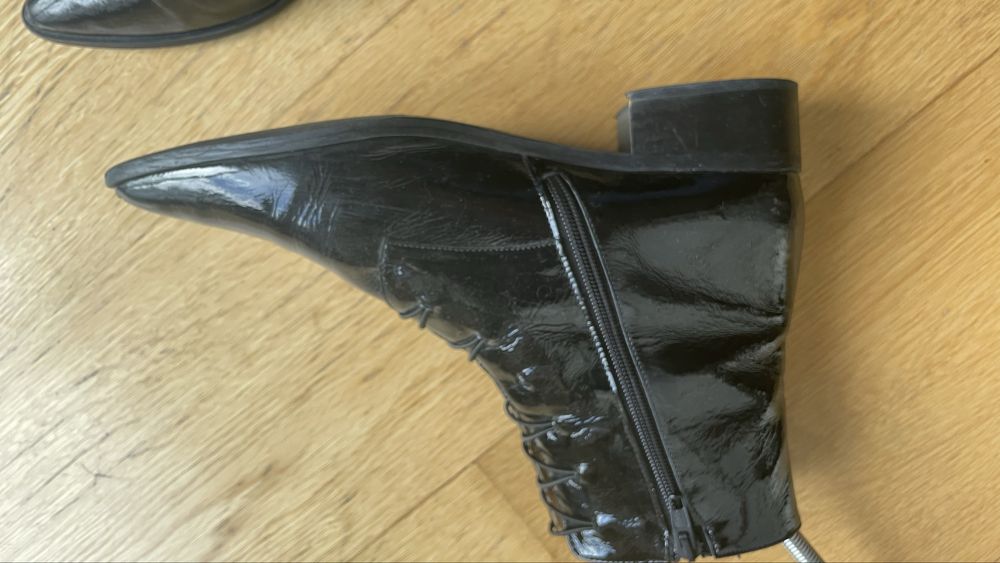 Botas pretas verniz Ana Sousa