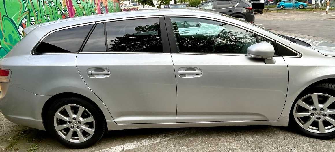 TOYOTA Avensis T27 Kombi 2.0 D-4D