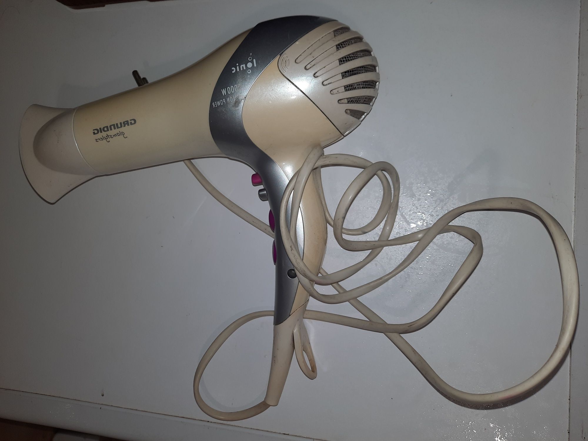 Фен GRUNDIG (Німеччина)