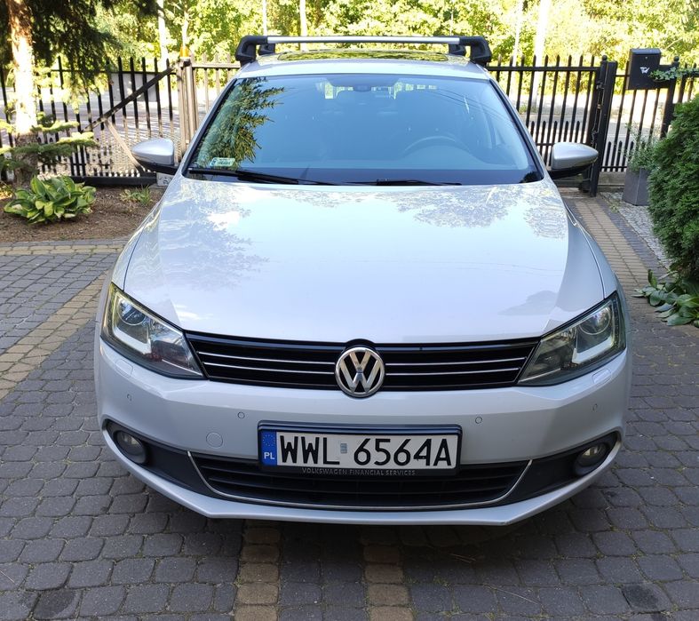Volkswagen Jetta 2.0 TSI salon Polska