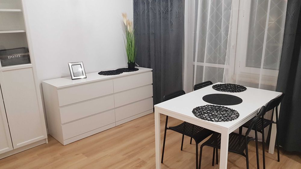 Wynajmę mieszkanie 2 pokoje w centrum Mińska Maz