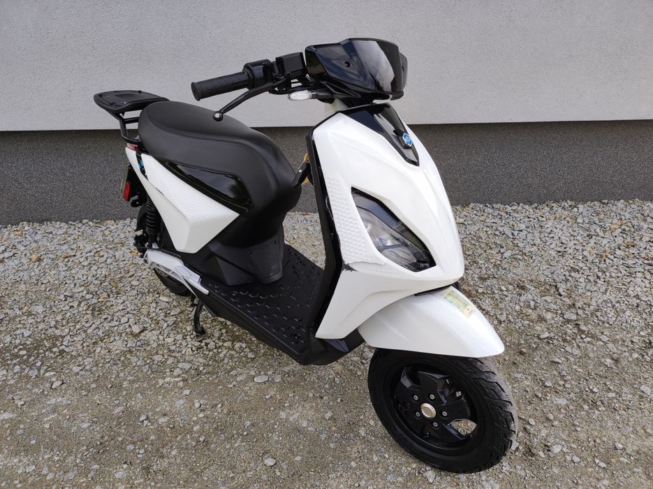 Piaggio one active 2022r pełny elektryk