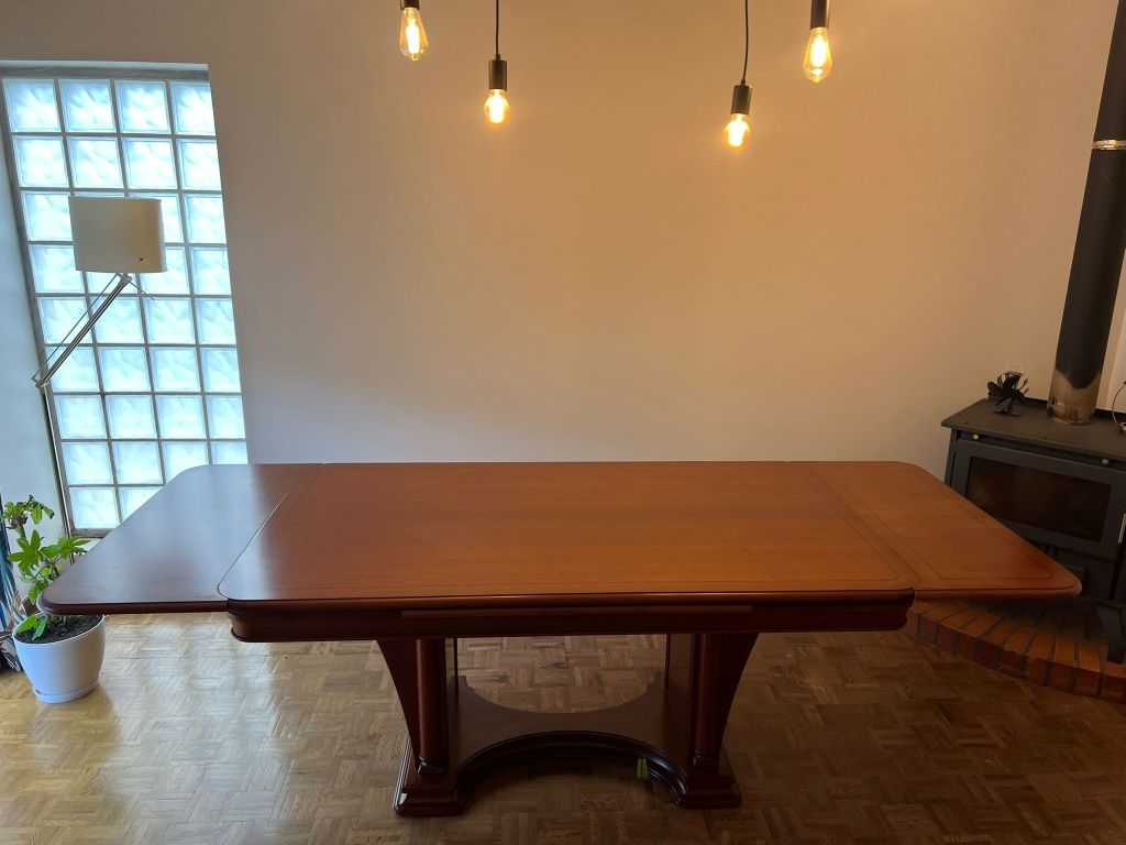 Mesa de sala de jantar extensível