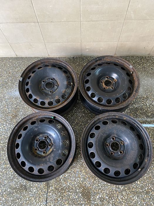 Диски 5х100 R16 golf audi skoda