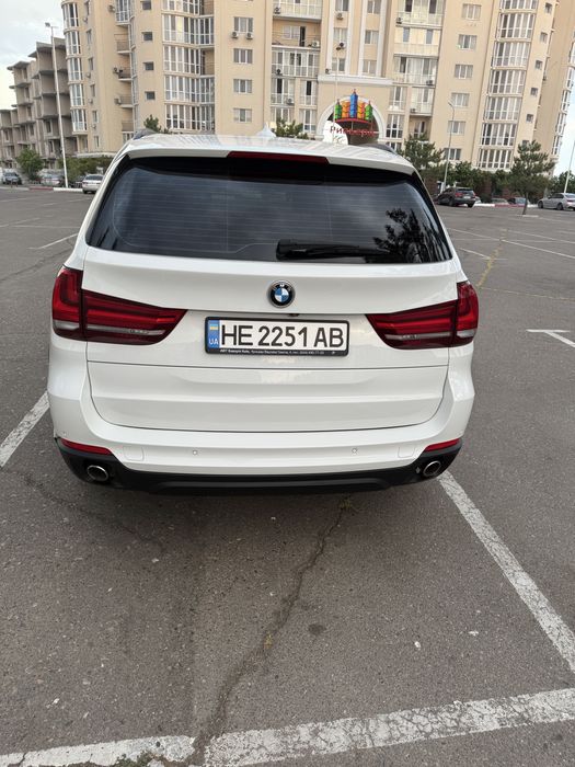 Продаю свій автомобіль .