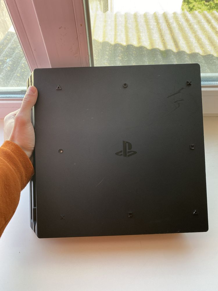 Playstation 4 Pro 1Tb + 2 контроллера / ps4 pro / пс4 про