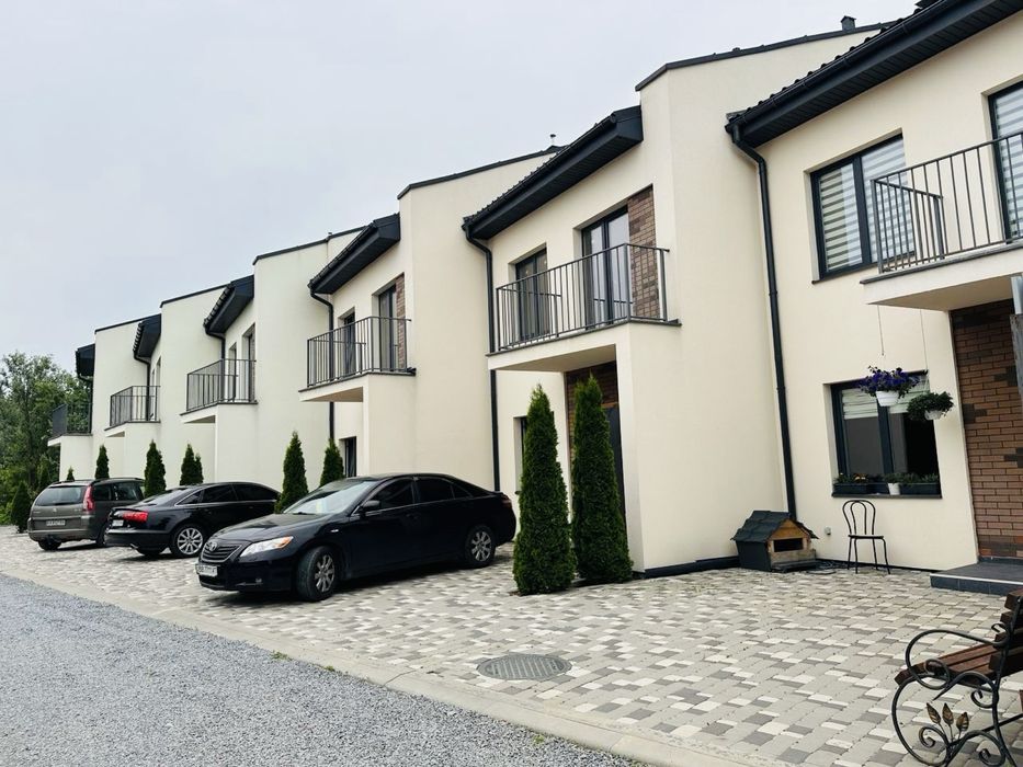 БЕЗ КОМІСІЇ, готовий кутовий таун, можна заходити на ремонт