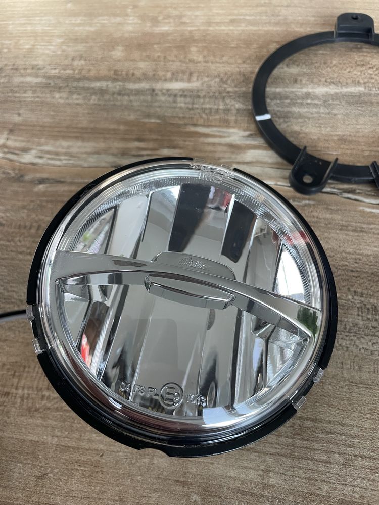 Lampa reflektor LED halogen Indian Chieftain Roadmaster