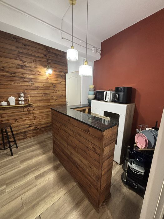 Quarto de Solteiro 2 minutos da estação Merces