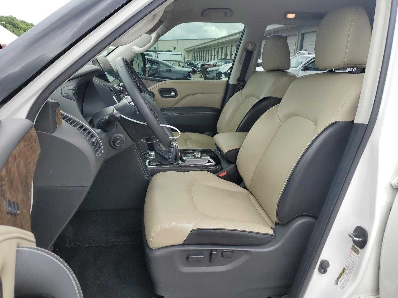 2022 Infiniti QX80 Luxe