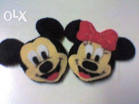 Mickey e Minnie pregadeiras