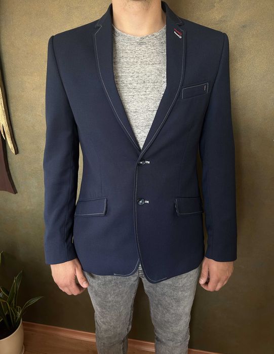Granatowa męska marynarka elegancka na co dzień 188/52