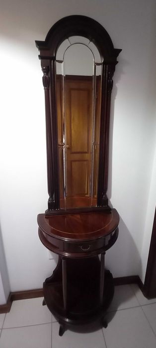 Móvel de corredor/hall com espelho