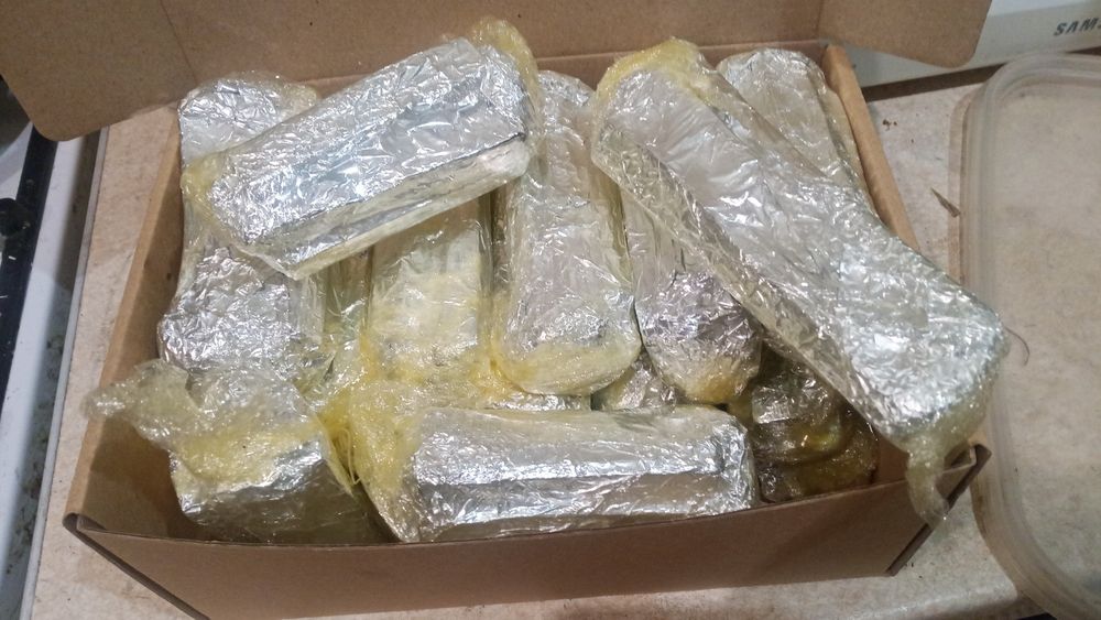 дубова щепа підготовлена для приготування конь'яків, віски, борбонів