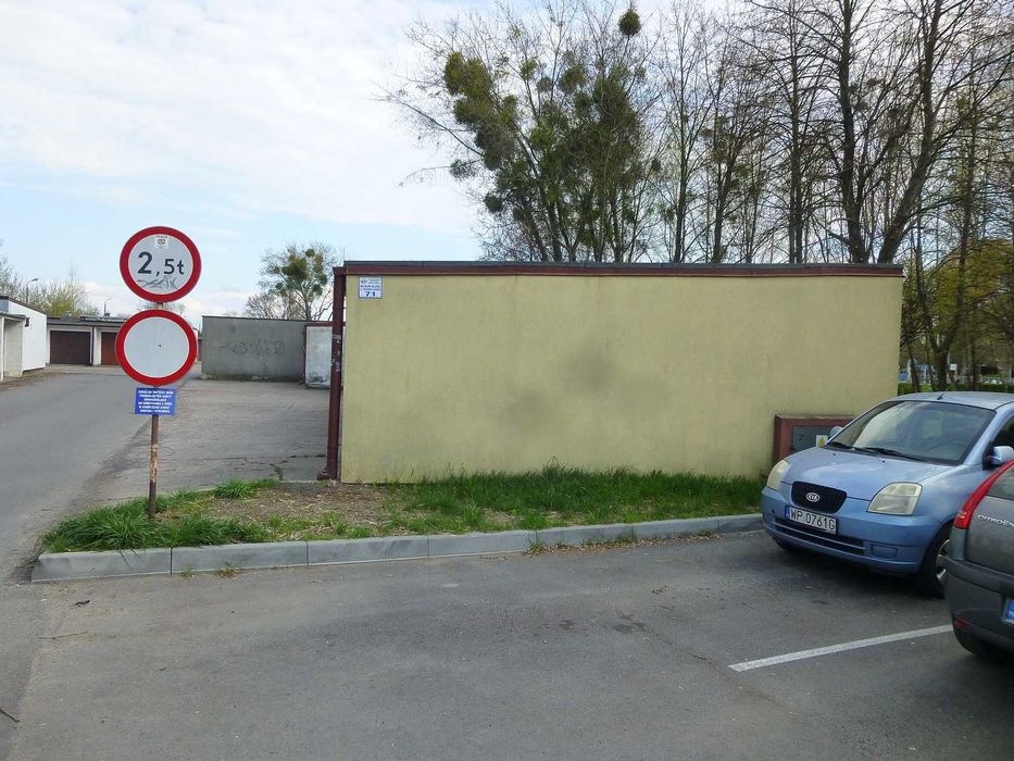 Garaż do wynajęcia- ul. Chopina