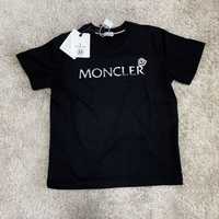 T-Shirt Moncler Size M/L Novo