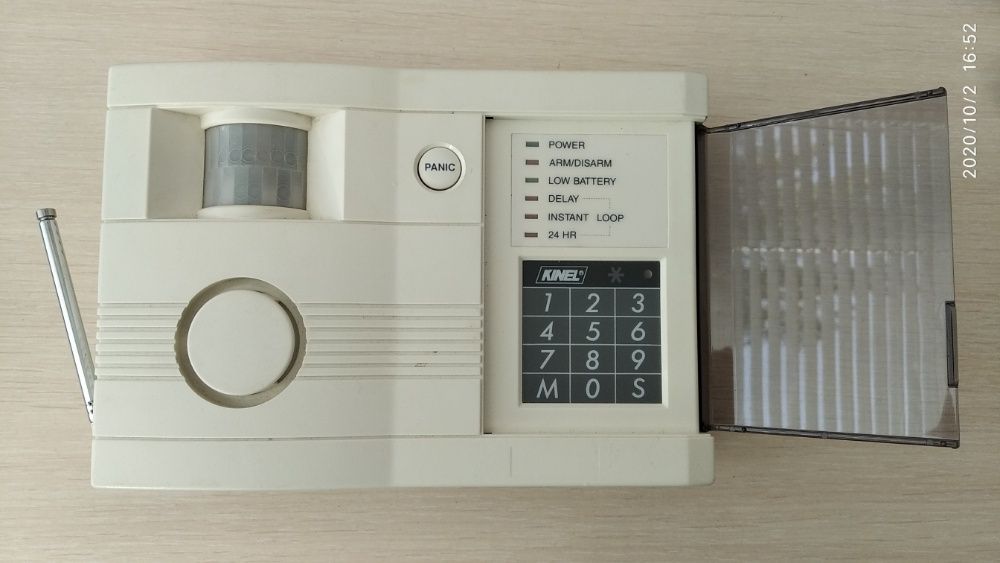 Два блока системы беспроводной сигнализации (на запчасти)